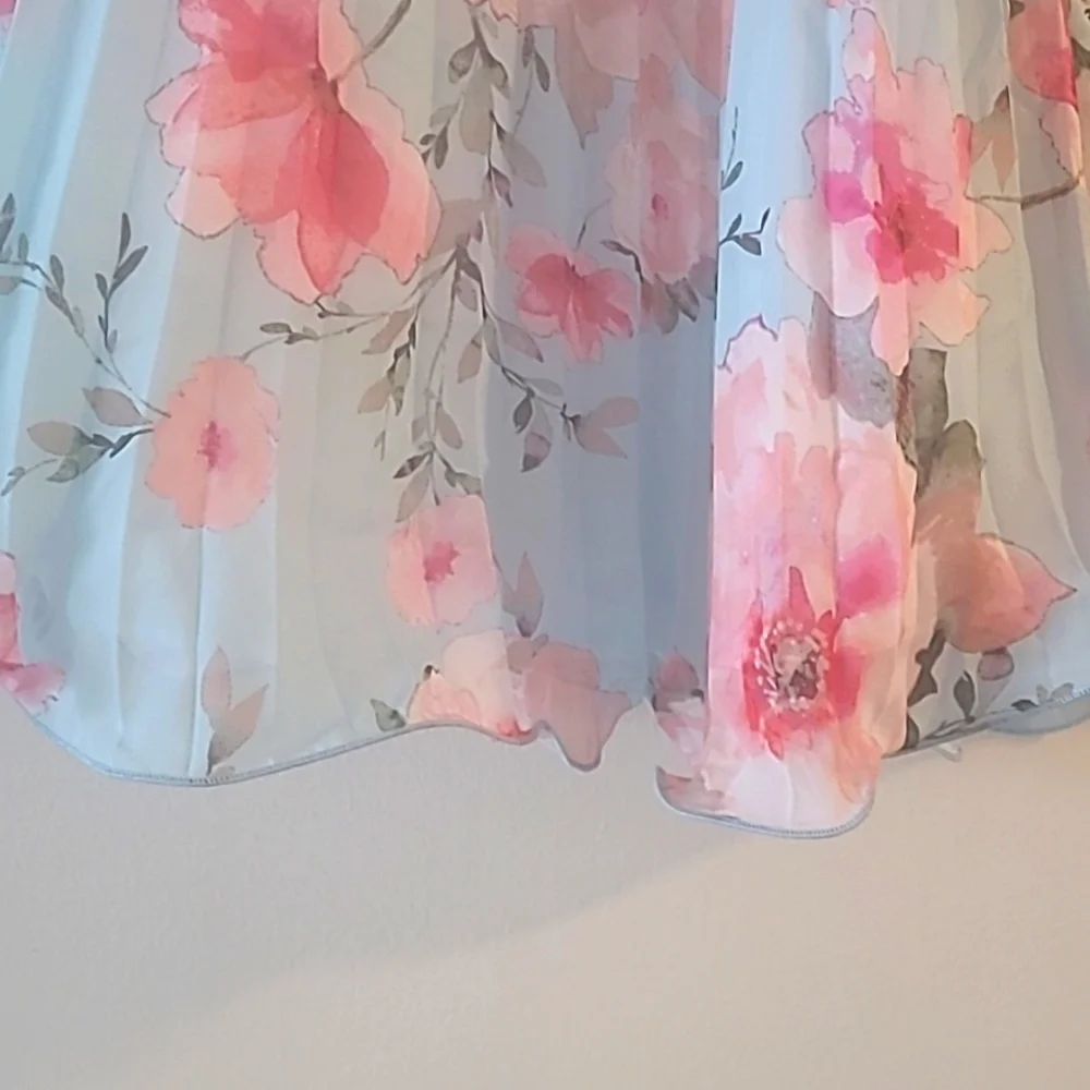 SOLD - Picture 3 of 5